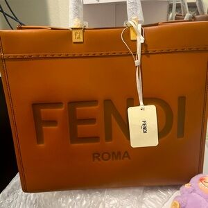 Fendi sunshine tote Large